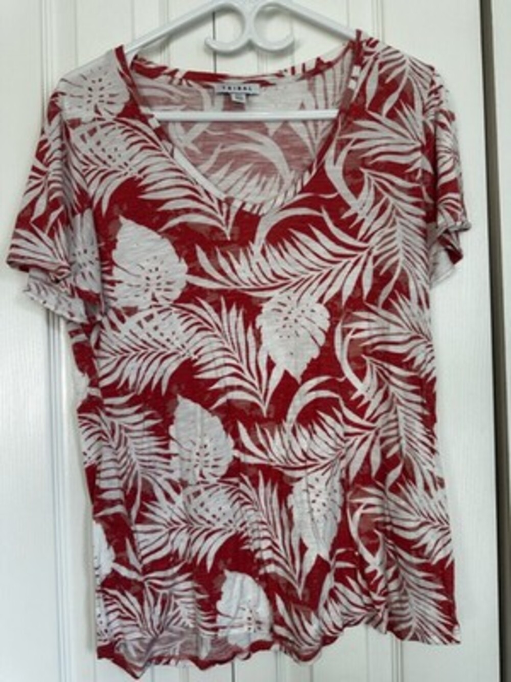 Tribal Pink and White Tropical Leaf Print V-Neck Tee #54